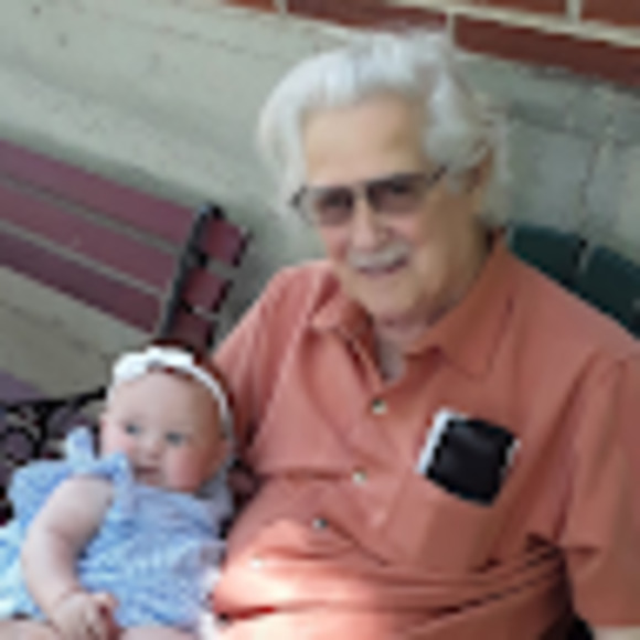 Meet your Posher, Amanda - Picture 1 of 1